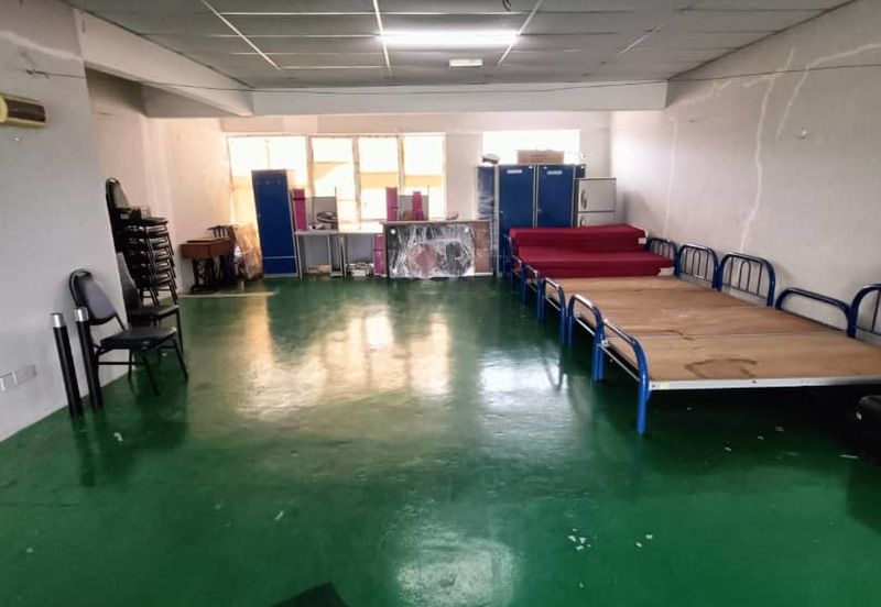 Lot Kedai 2 Tingkat Bandar Satelit Muadzam Shah