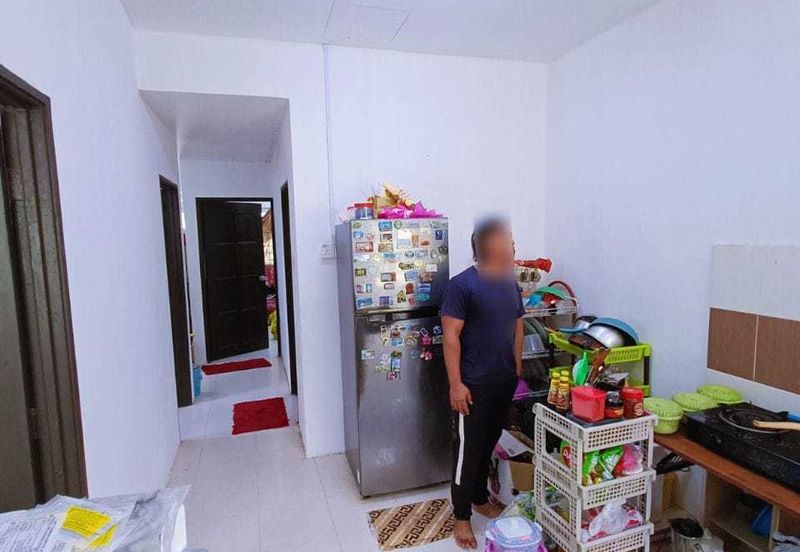 TAMAN IMPIANA ROMPIN