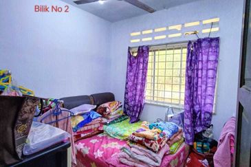 TAMAN IMPIANA ROMPIN