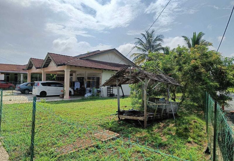 TAMAN IMPIANA ROMPIN