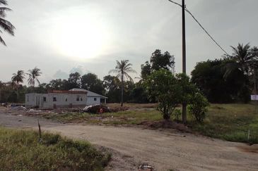 Banglo 1 Tingkat Kampung Sungai Ular Kuantan