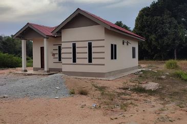 Banglo 1 Tingkat Kampung Sungai Ular Kuantan