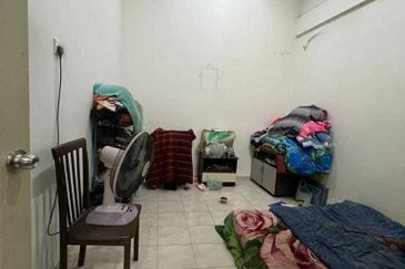 Teres Taman PSJ 1 Tingkat Setengah Sungai Karang