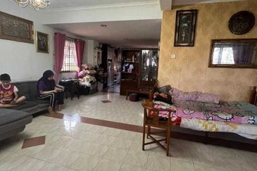 Teres Taman PSJ 1 Tingkat Setengah Sungai Karang