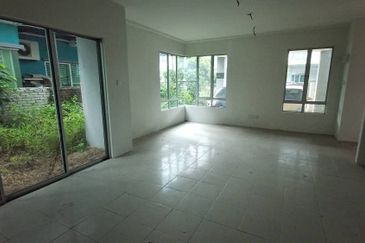 Seni D 2 Tingkat Taman Koperasi Perdana Kemaman