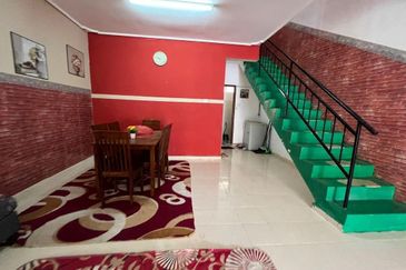 Teres 2 Tingkat Taman Alam Perdana Pasir Semut Kemaman