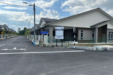 Lot Tanah Banglo Kampung Pandan Kuantan (Untuk Dijual)