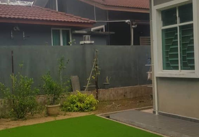 Semi D Corner Lot Taman Beserah Kuantan (Untuk Dijual)