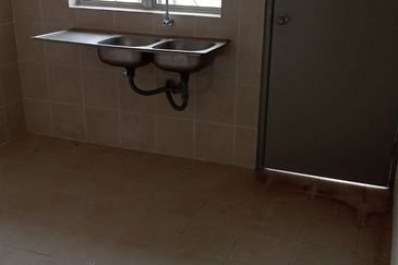 Teres 1 Tingkat Taman Mutiara Sungai Karang Kuantan (Untuk Dijual)