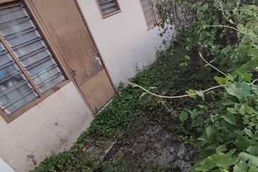 Teres 1 Tingkat Indera Mahkota 2 Kuantan (Untuk DIjual)