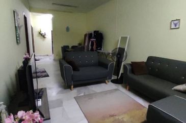 Teres 1 Tingkat Indera Mahkota 2 Kuantan (Untuk DIjual)