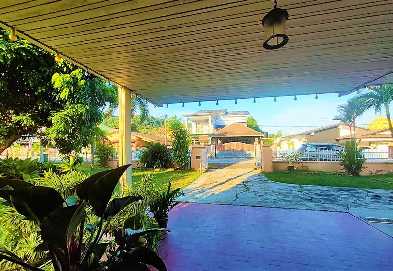 Banglo 2 Tingkat Tok Sira Kuantan (Untuk Dijual)