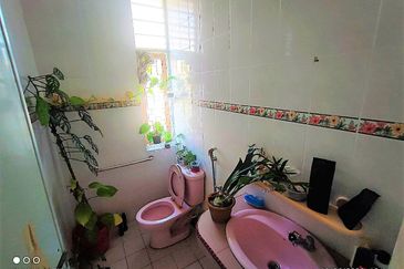 Banglo 2 Tingkat Tok Sira Kuantan (Untuk Dijual)