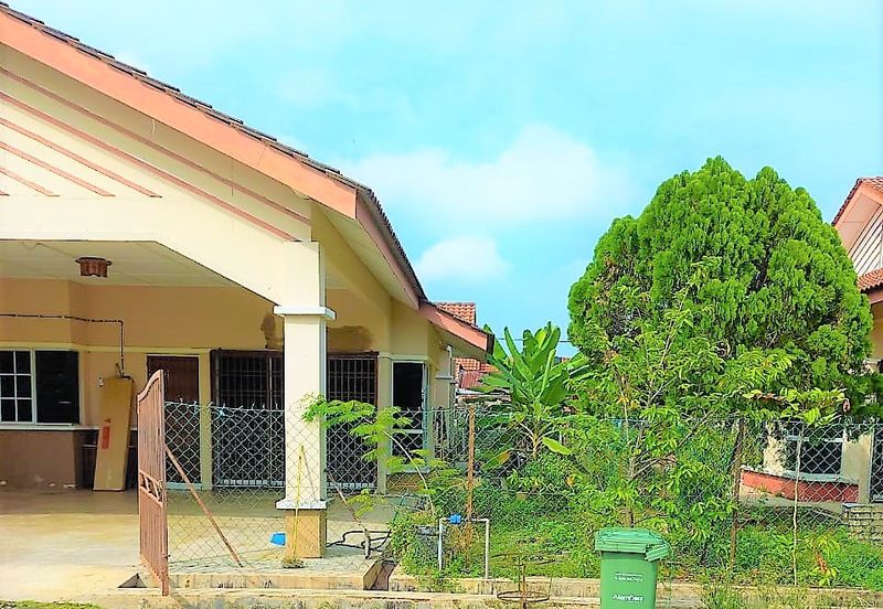 Semi D Taman Alor Ara Dahlia Pekan (Untuk DIjual)