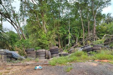 Lot Tanah Banglo Seberang Balok Kuantan (Untuk Dijual)