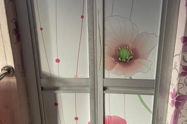 Teres 2 Tingkat Indera Mahkota 2 Kuantan (Untuk Dijual)