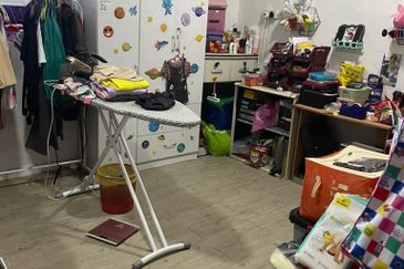 Teres 2 Tingkat Indera Mahkota 2 Kuantan (Untuk Dijual)