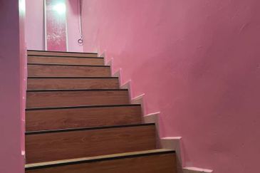 Teres 2 Tingkat Indera Mahkota 2 Kuantan (Untuk Dijual)