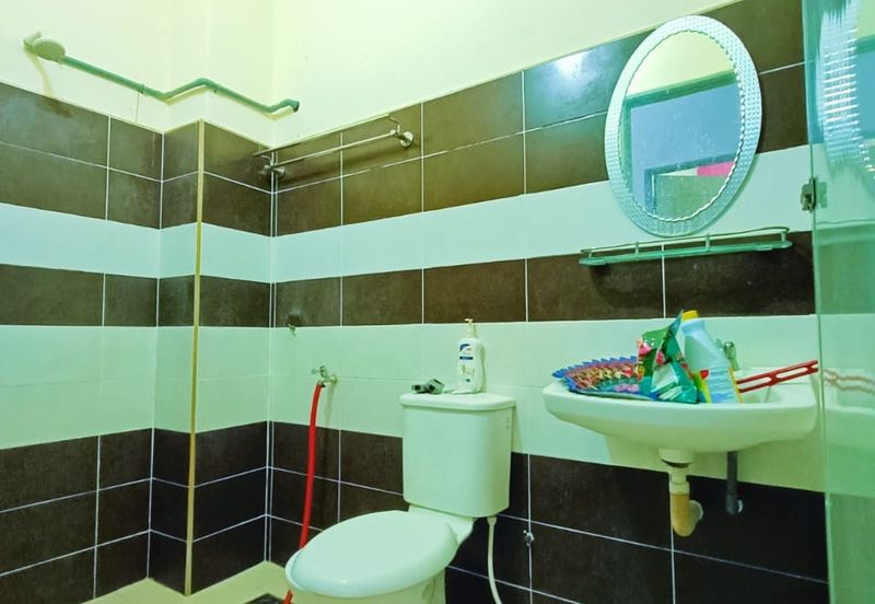 Teres 2 Tingkat Taman Angsana Height Jerantut (Untuk Dijual)