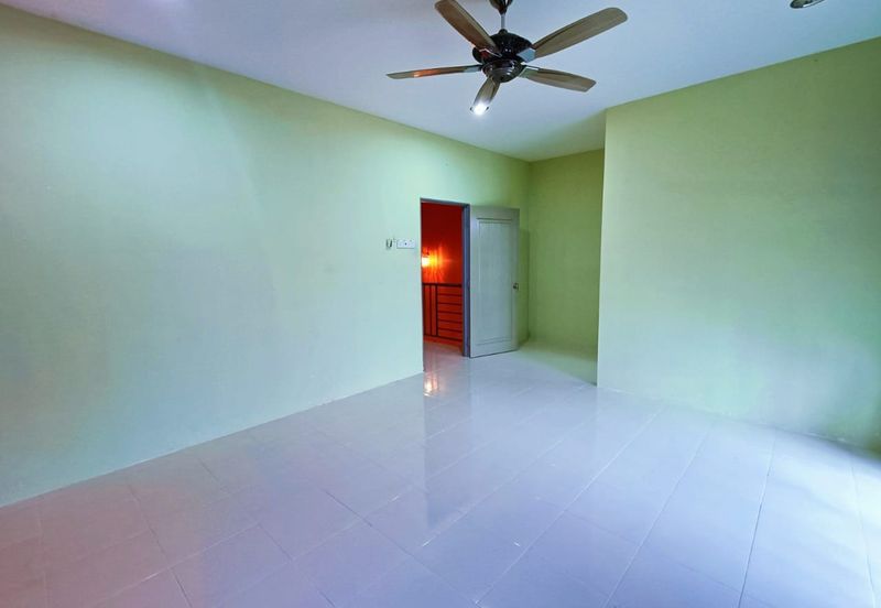 Teres 2 Tingkat Taman Angsana Height Jerantut (Untuk Dijual)