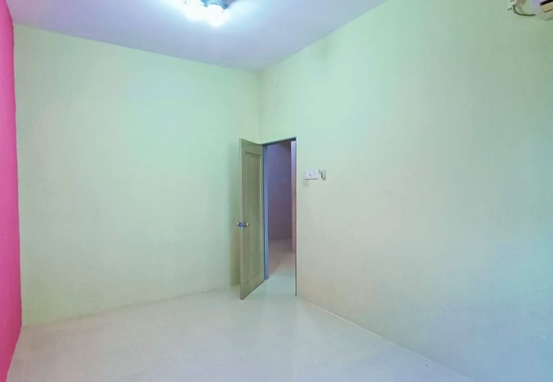 Teres 2 Tingkat Taman Angsana Height Jerantut (Untuk Dijual)