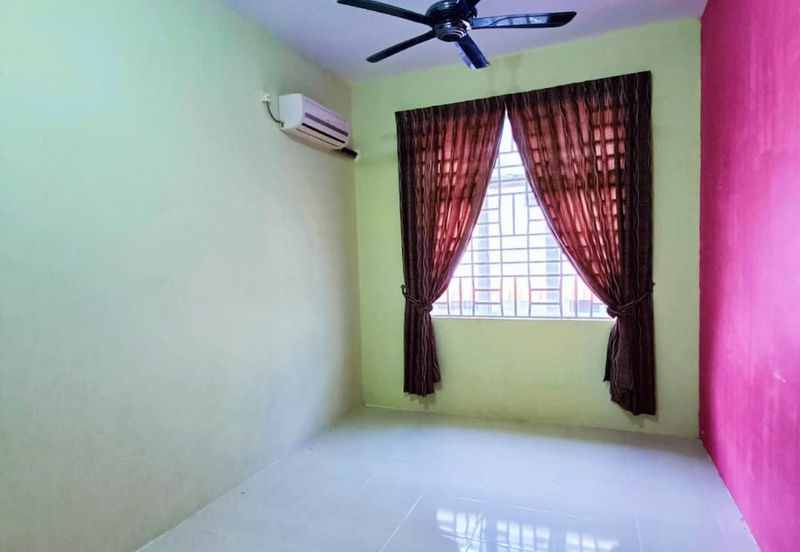 Teres 2 Tingkat Taman Angsana Height Jerantut (Untuk Dijual)