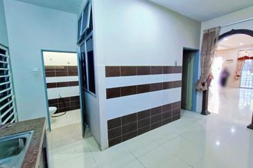 Teres 2 Tingkat Taman Angsana Height Jerantut (Untuk Dijual)