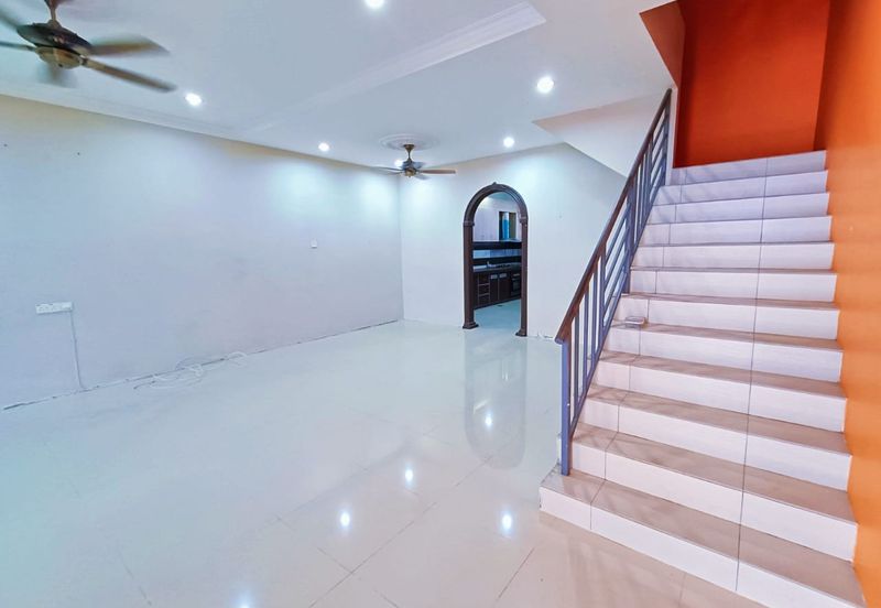 Teres 2 Tingkat Taman Angsana Height Jerantut (Untuk Dijual)