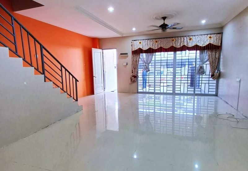 Teres 2 Tingkat Taman Angsana Height Jerantut (Untuk Dijual)