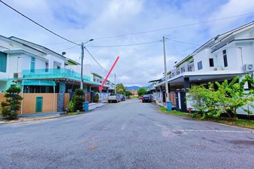 Teres 2 Tingkat Taman Angsana Height Jerantut (Untuk Dijual)