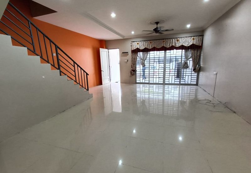 Teres 2 Tingkat Taman Angsana Height Jerantut (Untuk Dijual)