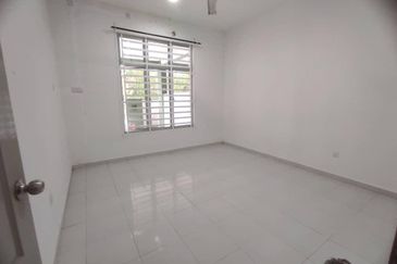 Semi D Taman Kempadang Perdana Kuantan (Untuk Dijual)
