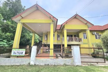 Semi D Bertiang Meraga Beris Kemaman (Untuk dijual)