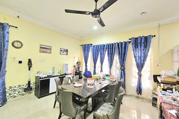 Semi D Bertiang Meraga Beris Kemaman (Untuk dijual)