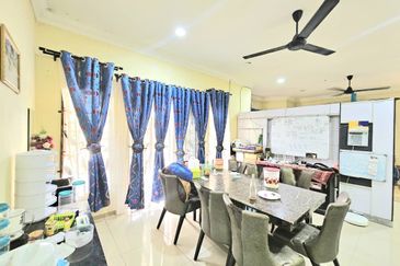 Semi D Bertiang Meraga Beris Kemaman (Untuk dijual)