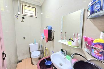 Semi D Bertiang Meraga Beris Kemaman (Untuk dijual)