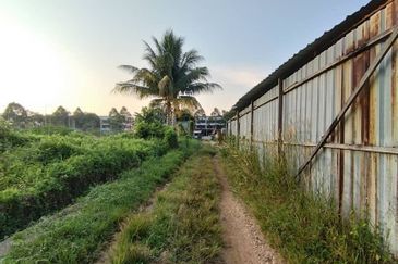 Lot Tanah Banglo Tanjung Lumpur Kuantan Untuk Dijual Freehold Bebas Banjir