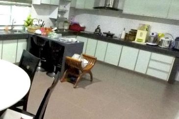 Banglo 2 Tingkat Binjai Kemaman (Untuk Dijual)