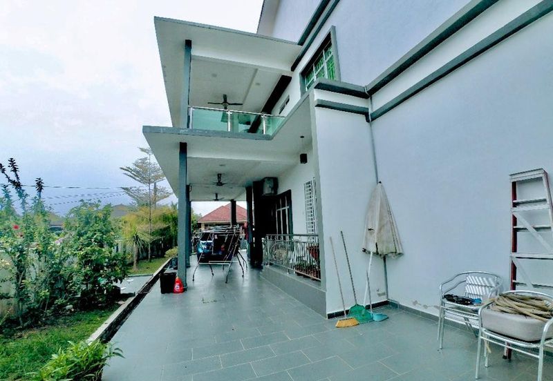 Banglo 2 Tingkat Binjai Kemaman (Untuk Dijual)