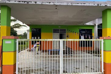 Semi D 1 Tingkat Taman Orkid Kuala Rompin (Untuk DIjual)