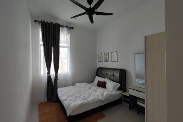 Teres 1 Tingkat Taman Aloa Ara Aman Pekan (Untuk Dijual)