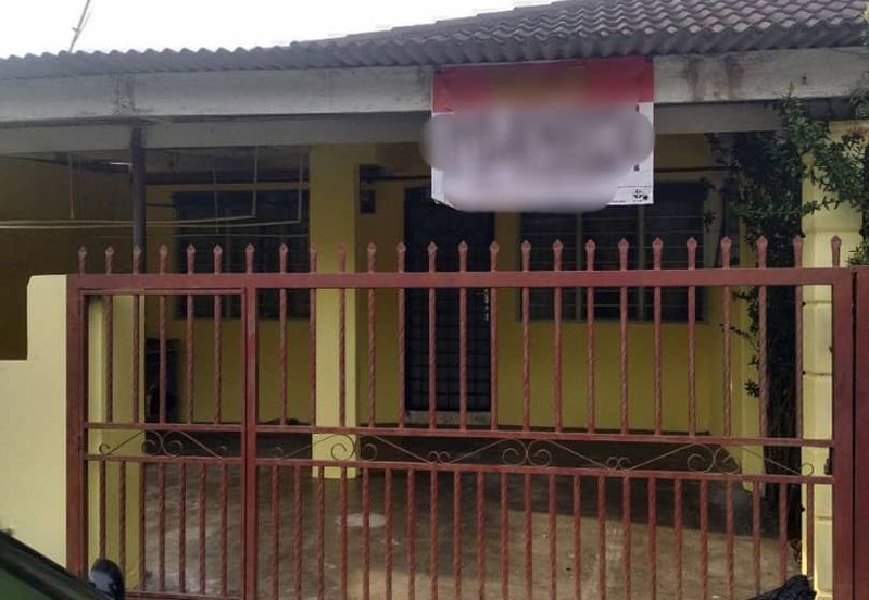Teres 1 Tingkat  Taman Sri Layang Mentakab (Untuk Dijual)