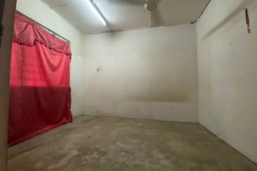 Teres 1 Tingkat  Taman Sri Layang Mentakab (Untuk Dijual)