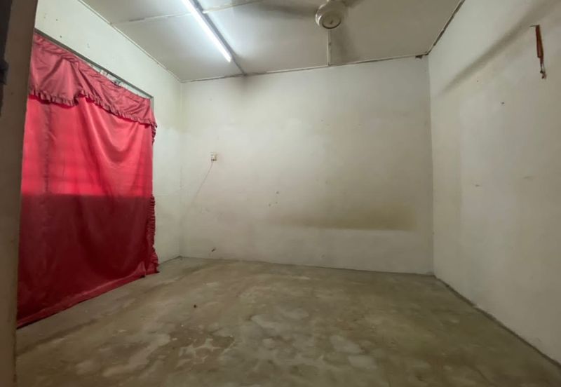 Teres 1 Tingkat  Taman Sri Layang Mentakab (Untuk Dijual)