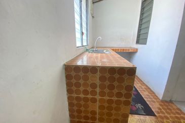 Teres 1 Tingkat  Taman Sri Layang Mentakab (Untuk Dijual)