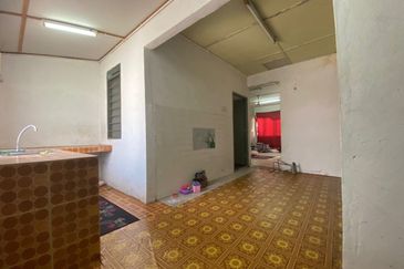 Teres 1 Tingkat  Taman Sri Layang Mentakab (Untuk Dijual)