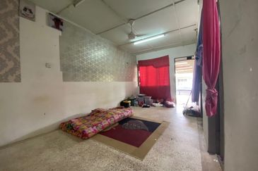 Teres 1 Tingkat  Taman Sri Layang Mentakab (Untuk Dijual)