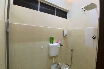 Teres 1 Tingkat Sungai Karang Darat Kuantan (Untuk Dijual)