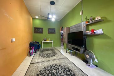 Teres 1 Tingkat Sungai Karang Darat Kuantan (Untuk Dijual)