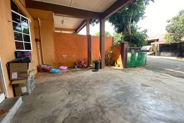 Teres 1 Tingkat Sungai Karang Darat Kuantan (Untuk Dijual)